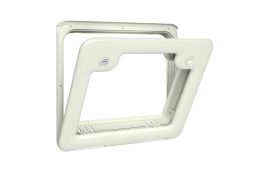 דלת אחסון מספר 3